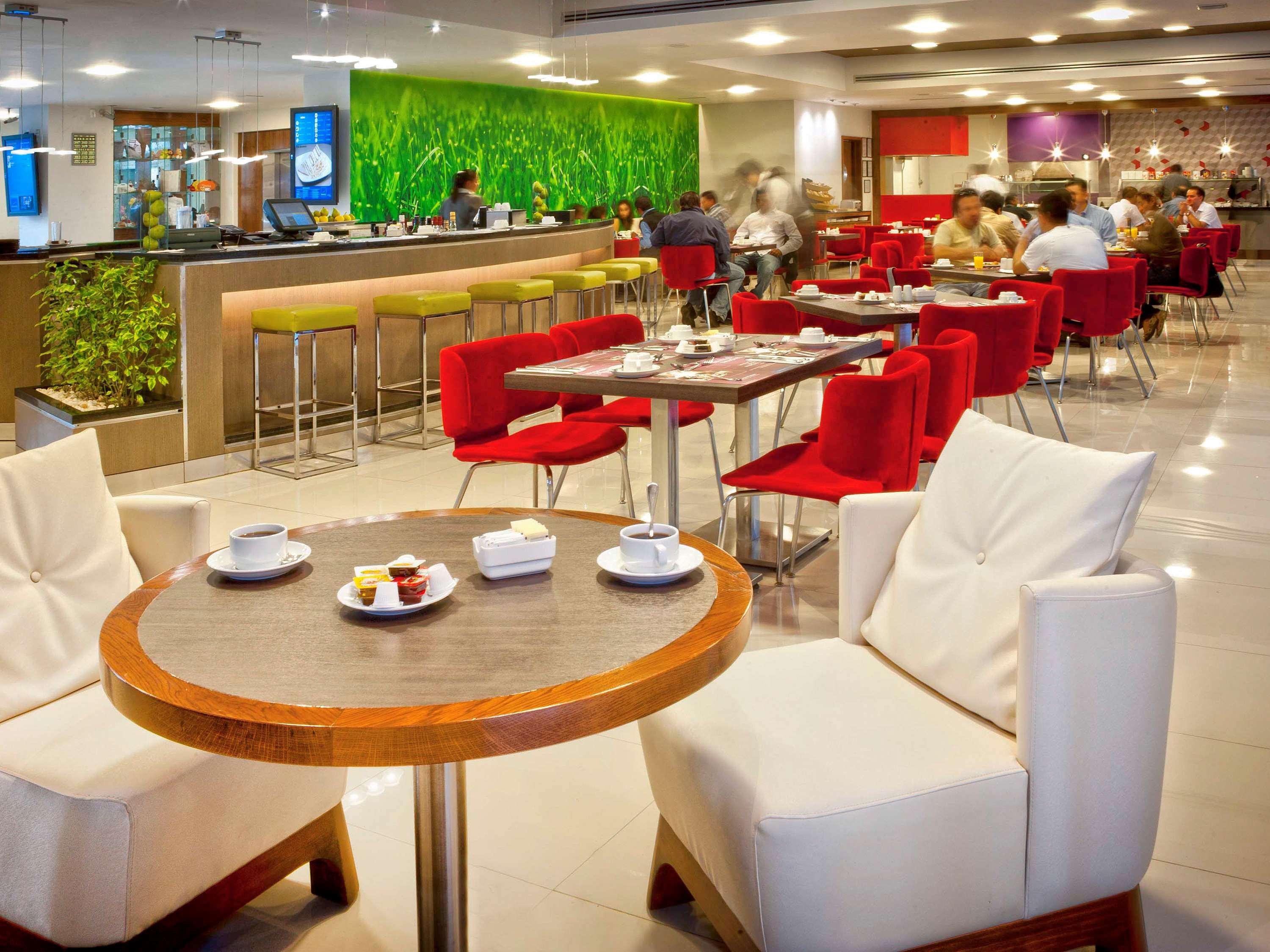Novotel Mexico City Santa Fe Buitenkant foto